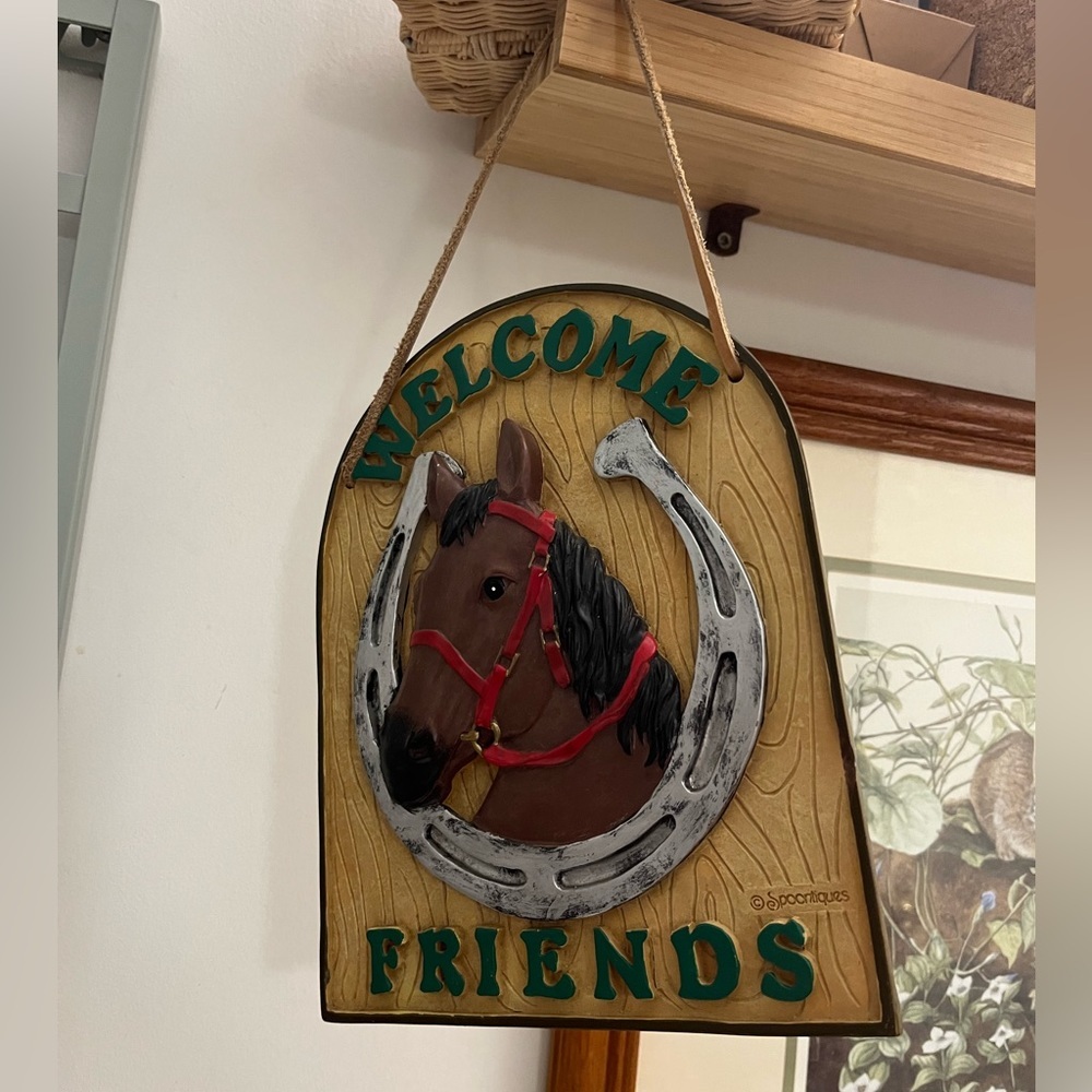 SPOONTIQUES Antique Horse Shoe “Welcome Home”  Door Hanger